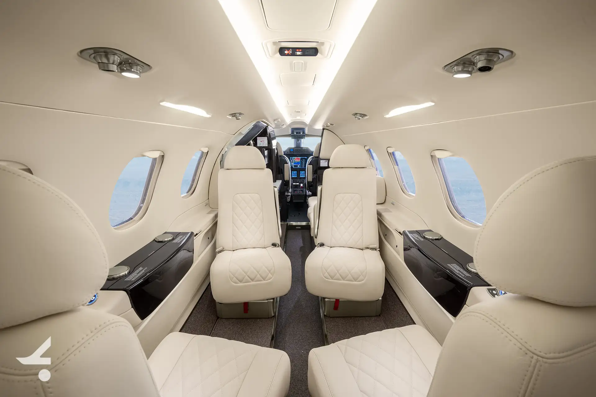 2539_Phenom300_202606HH